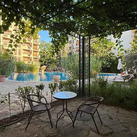 Studio/free Yoga&aqua Aerobic Апартаменты *